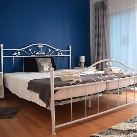 Apartman Ella Apartment *