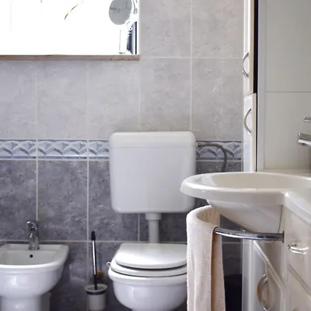 Apartman Ella *