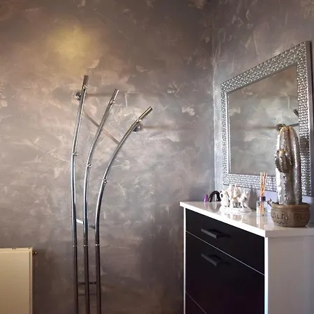 Apartman Ella *